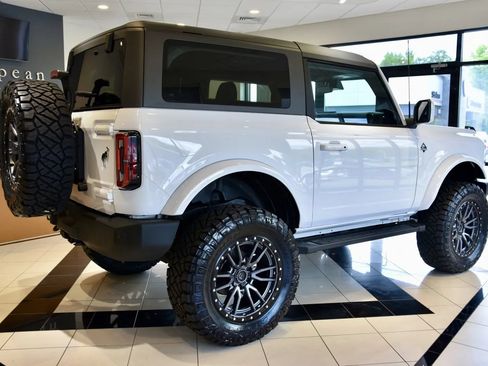 Used 2023 Ford Bronco Outer Banks AWD/4WD image 6