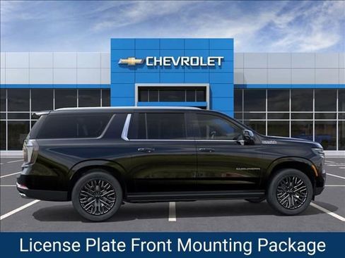 New 2026 Chevrolet Suburban High Country image 5