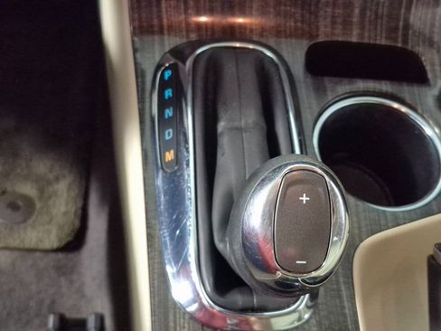 Used 2015 Chevrolet Malibu LT w/ Power Convenience Package image 16