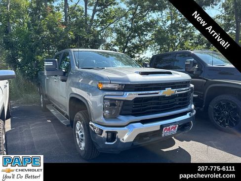 Used 2025 Chevrolet Silverado 2500 LT w/ Convenience Package AWD/4WD image 1