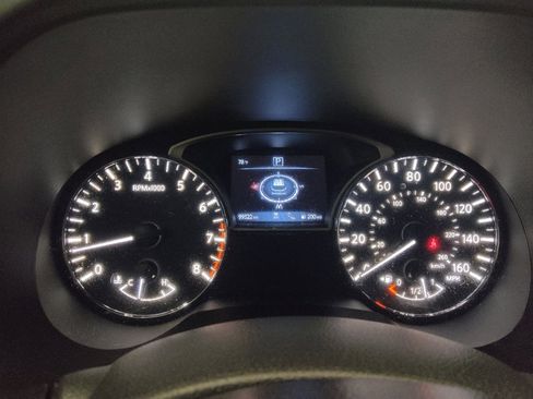 Used 2019 Nissan Pathfinder SL FWD image 23