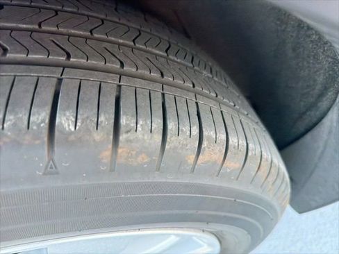 Used 2025 Mitsubishi Outlander ES image 39