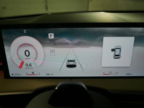 Used 2026 Genesis GV70 3.5T Sport Prestige image 21