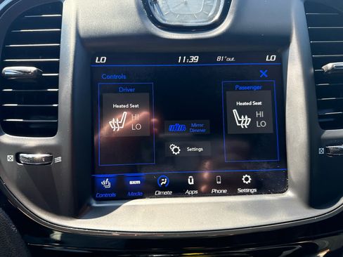 Used 2020 Chrysler 300 S AWD/4WD image 21