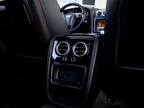 Used 2015 Bentley Flying Spur V8 AWD/4WD image 34