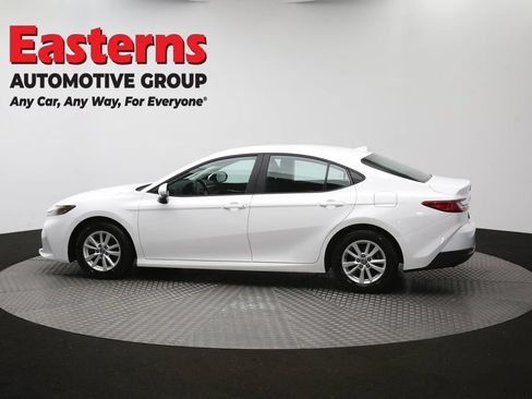 Used 2025 Toyota Camry LE FWD image 60