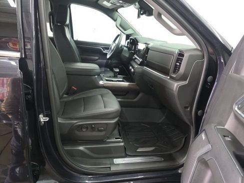 Used 2023 GMC Sierra 1500 SLT w/ SLT Premium Package image 26