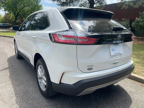 Used 2021 Ford Edge SEL w/ Convenience Package FWD image 3