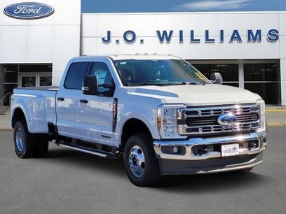 New 2026 Ford F350 XLT w/ FX4 Off-Road Package