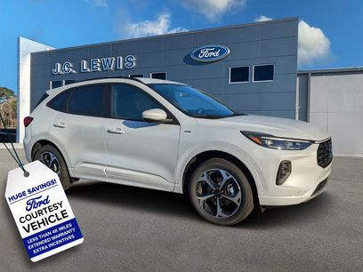 New 2025 Ford Escape ST-Line Elite w/ Premium Technology Package