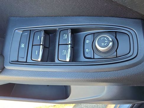 Used 2025 Subaru Ascent Premium AWD/4WD image 29