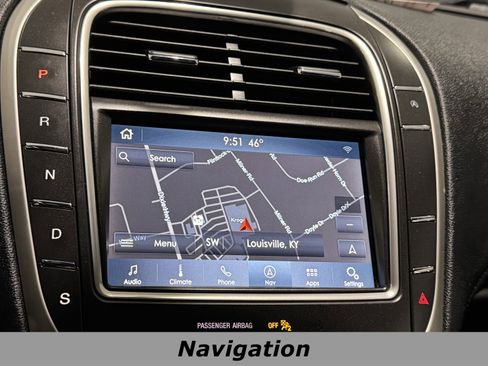 Used 2020 Lincoln Nautilus Reserve image 7