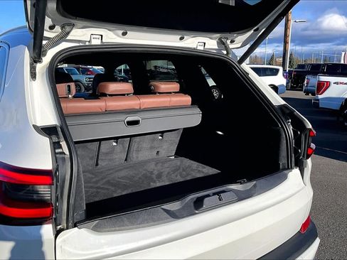 Used 2021 BMW X5 xDrive45e w/ Executive Package image 19
