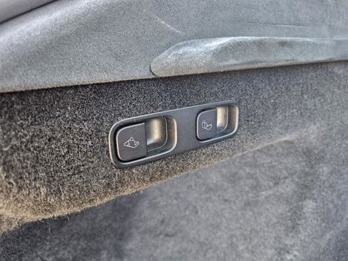 Used 2022 Tesla Model S AWD image 73