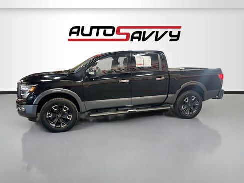 Used 2024 Nissan Titan Platinum Reserve w/ Moonroof Package AWD/4WD image 4