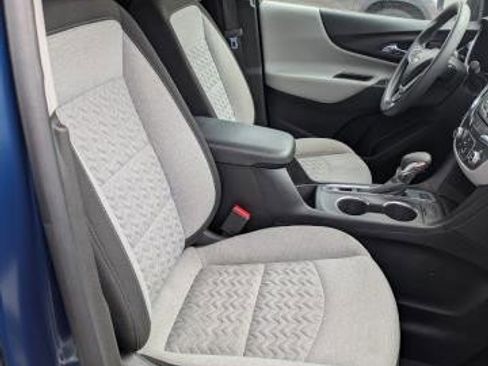 Used 2022 Chevrolet Equinox LT image 17