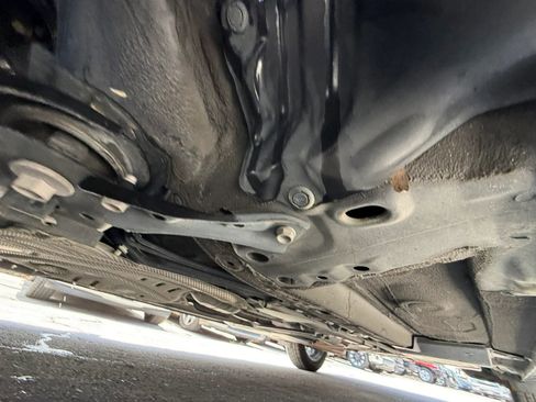 Used 2019 Toyota Yaris LE FWD image 29