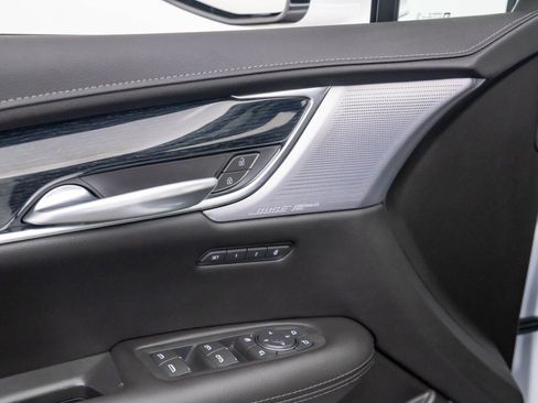 New 2025 Cadillac XT5 Premium Luxury image 14