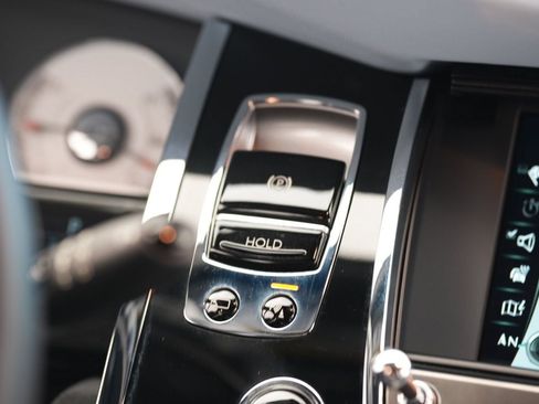Certified 2020 Rolls-Royce Ghost RWD image 31