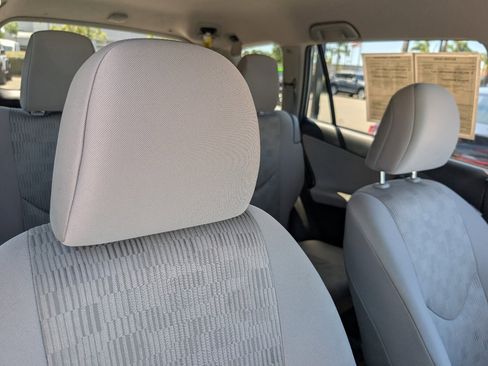 Used 2012 Toyota RAV4 FWD w/ Value Pkg image 3