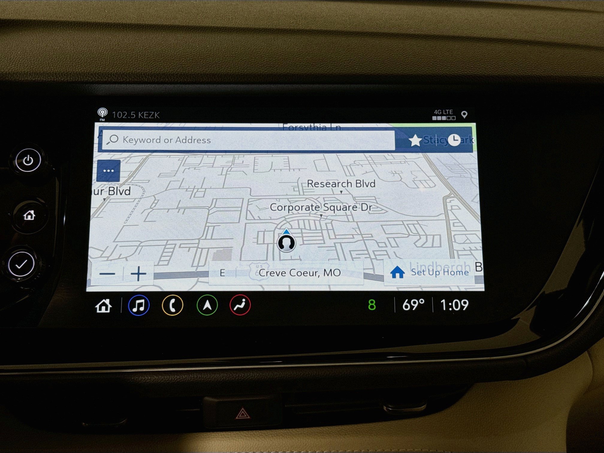 Used 2023 Buick Envision Avenir AWD/4WD image 16