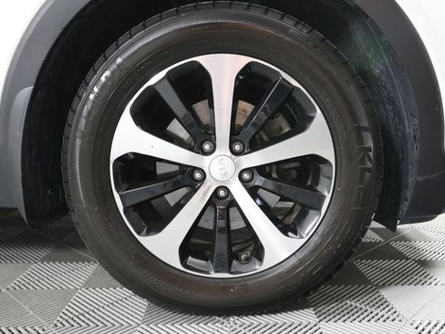 Used 2018 Kia Sorento EX AWD/4WD image 6