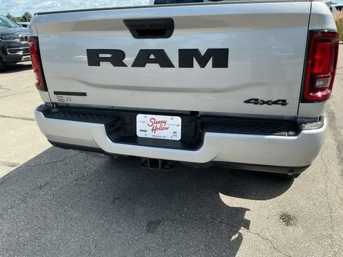 Used 2026 RAM 2500 Big Horn AWD/4WD image 15