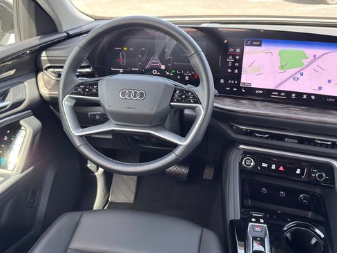 Used 2025 Audi Q5 Premium w/ Premium Plus AWD/4WD image 26