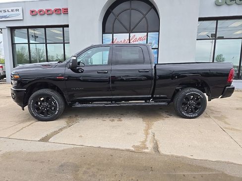 New 2026 RAM 2500 Big Horn AWD/4WD image 6