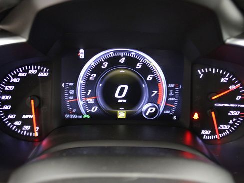 Used 2016 Chevrolet Corvette 1LT w/ Battery Protection Package image 17