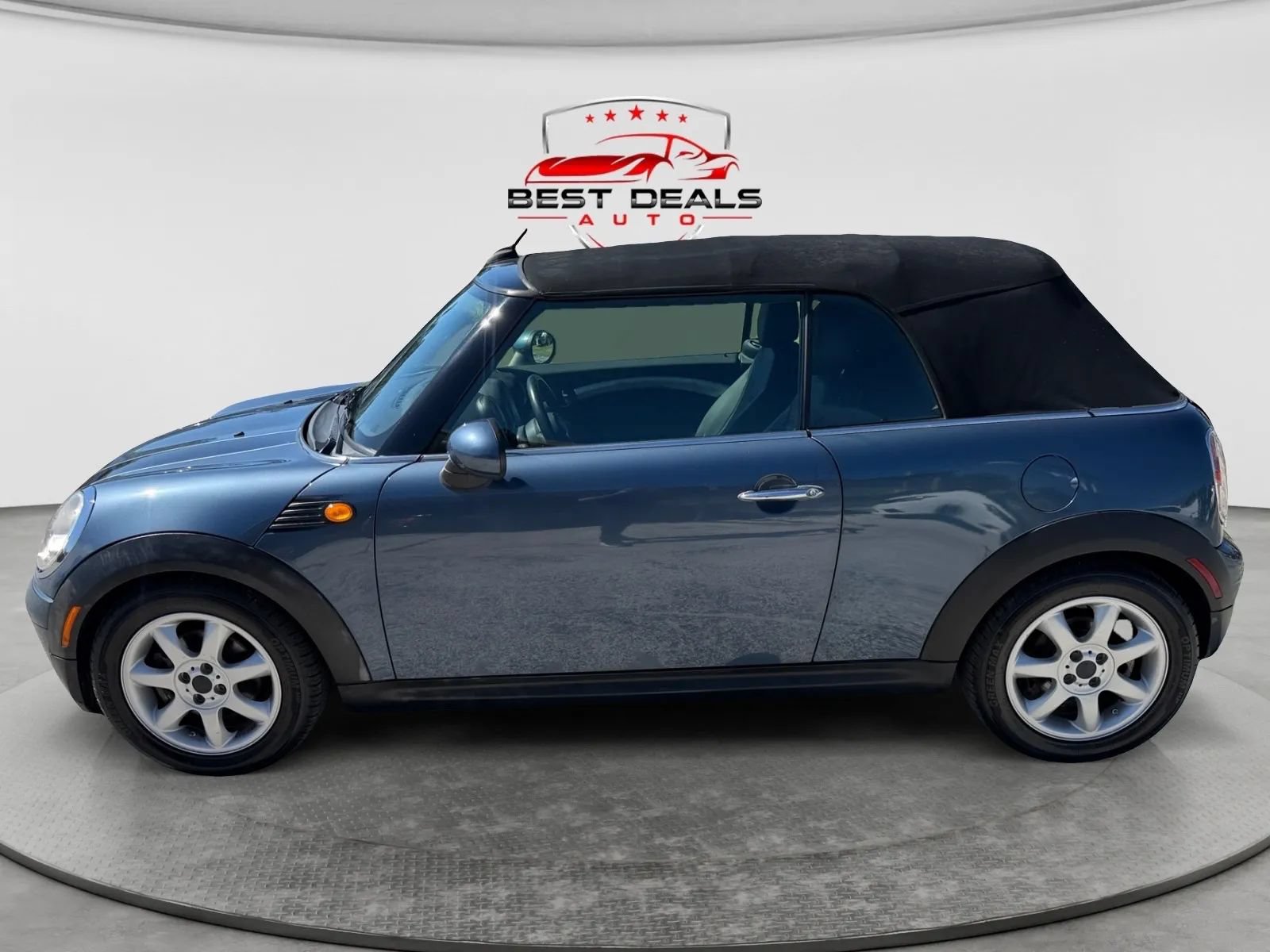 Used 2010 MINI Cooper Convertible FWD image 2
