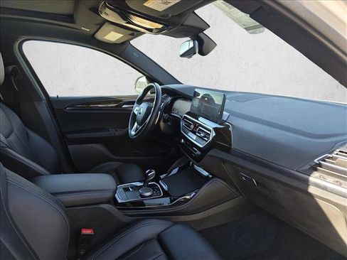 Used 2023 BMW X4 xDrive30i image 12