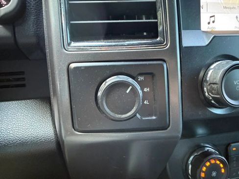 Used 2019 Ford F150 XLT w/ Equipment Group 302A Luxury AWD/4WD image 28
