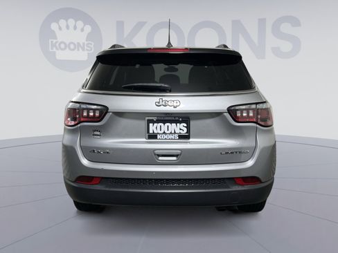 Used 2019 Jeep Compass Limited image 2