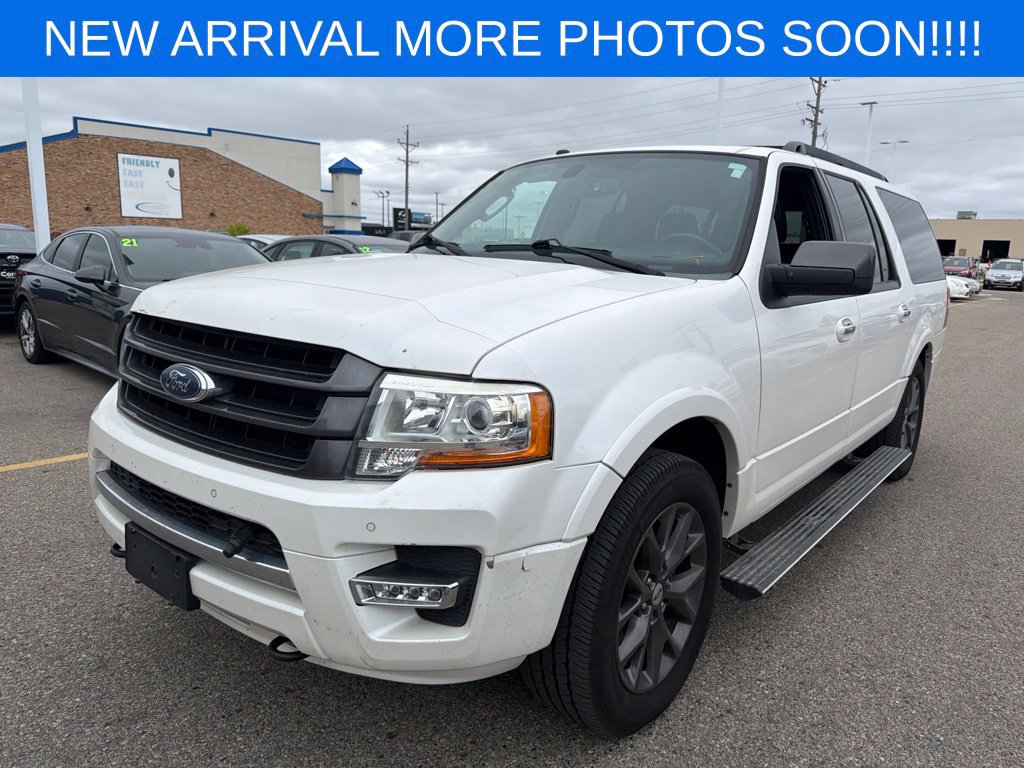 Used 2017 Ford Expedition EL Limited w/ Equipment Group 301A AWD/4WD image 2