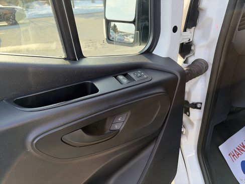 Used 2021 Mercedes-Benz Sprinter 1500 image 9