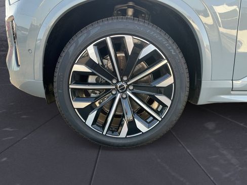 New 2026 Volvo XC90 B6 Ultra w/ Protection Package AWD/4WD image 14