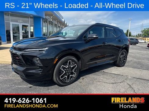Used 2023 Chevrolet Blazer RS w/ Driver Confidence II Package AWD/4WD image 2