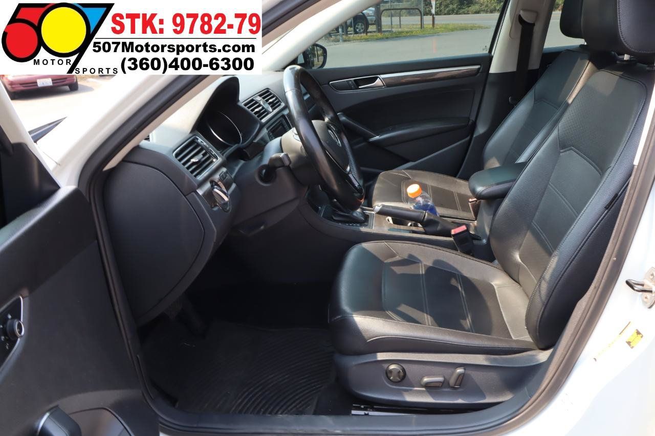 Used 2017 Volkswagen Passat 1.8T SE FWD image 12