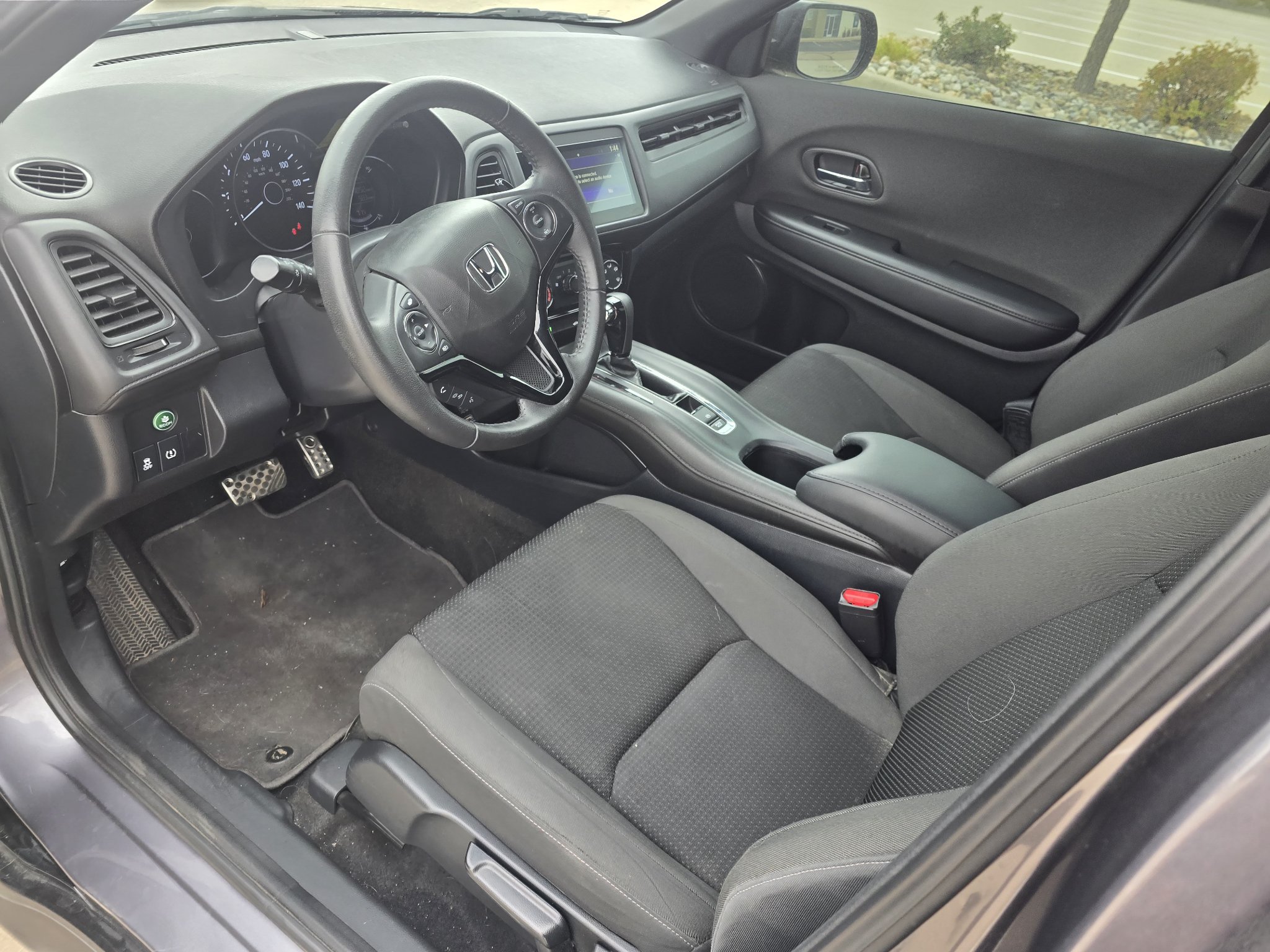 Used 2022 Honda HR-V Sport image 24
