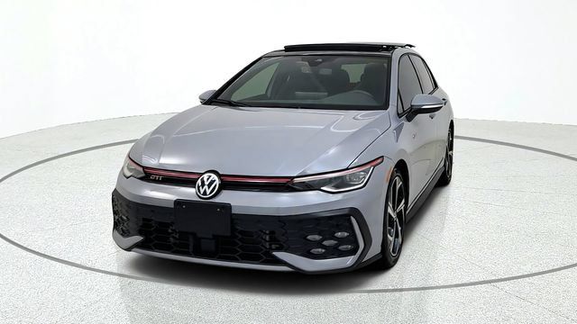Used 2025 Volkswagen GTI SE FWD image 3