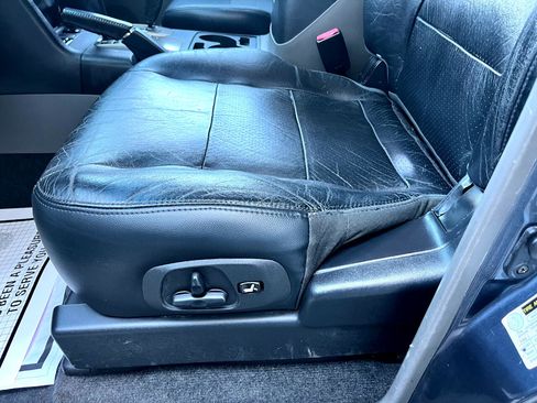 Used 2006 Mitsubishi Montero Limited image 28