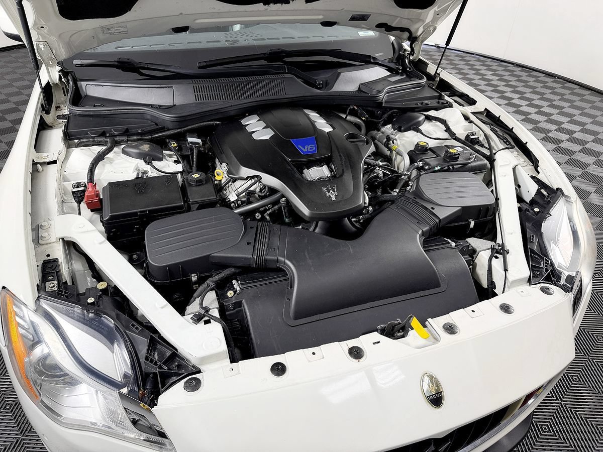 Used 2014 Maserati Quattroporte S Q4 AWD/4WD image 23