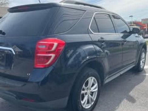 Used 2017 Chevrolet Equinox LT FWD image 5