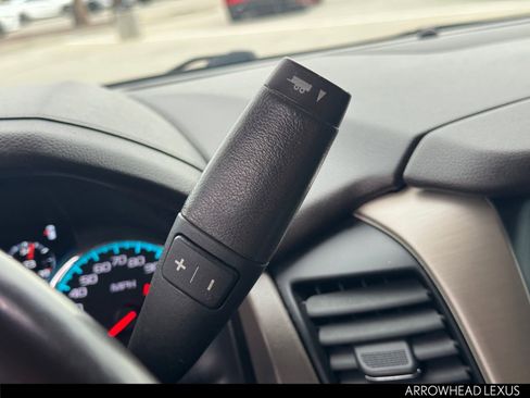 Used 2017 GMC Yukon Denali image 33