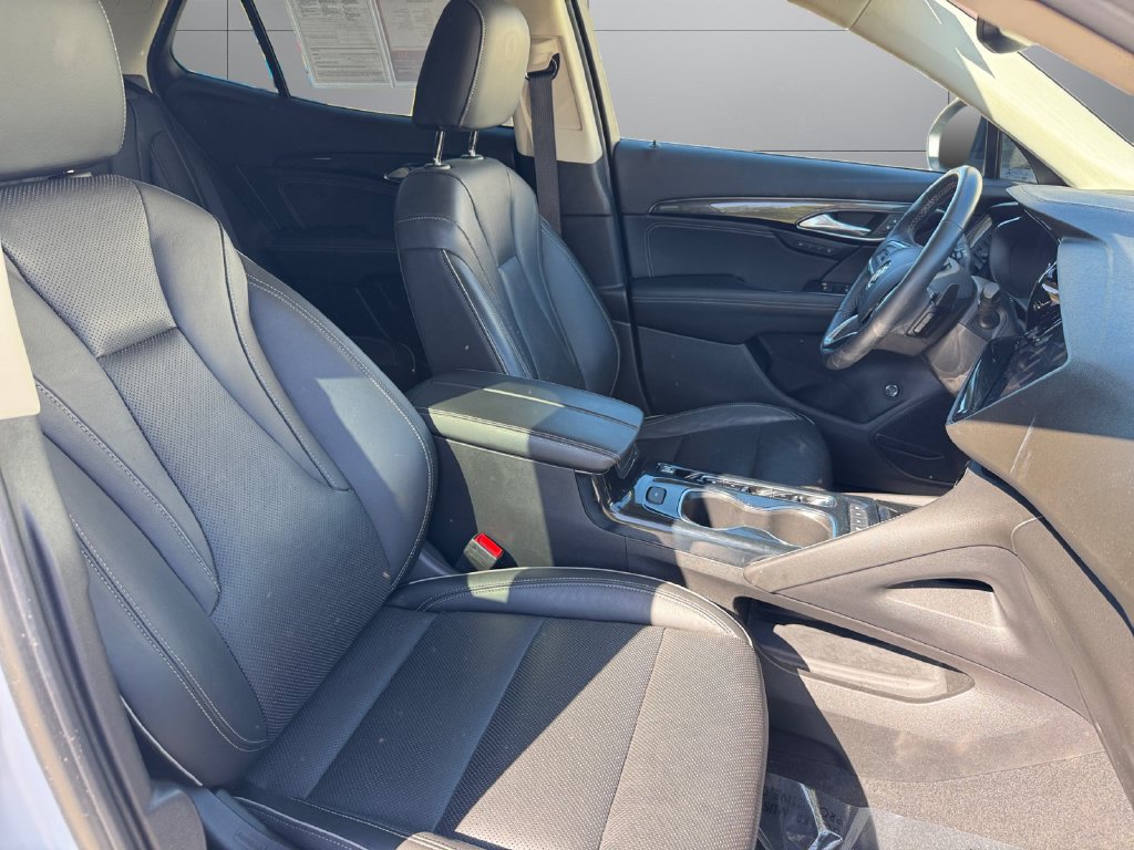 Used 2021 Buick Envision Essence w/ Sport Touring Package AWD/4WD image 17