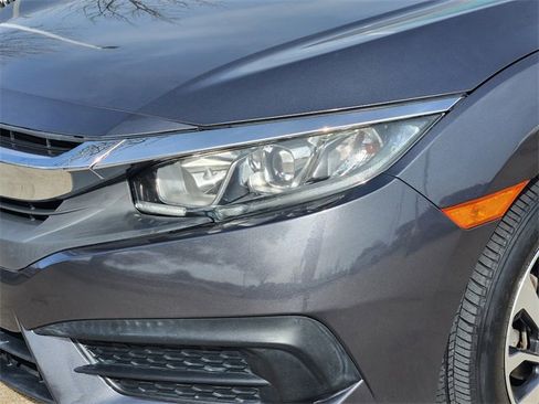 Used 2017 Honda Civic EX image 6