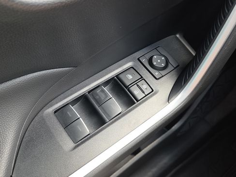 Certified 2025 Toyota RAV4 XLE AWD/4WD image 18