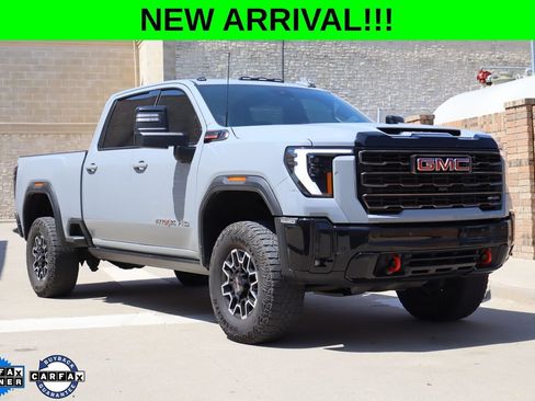 Used 2025 GMC Sierra 2500 AT4X AWD/4WD image 1