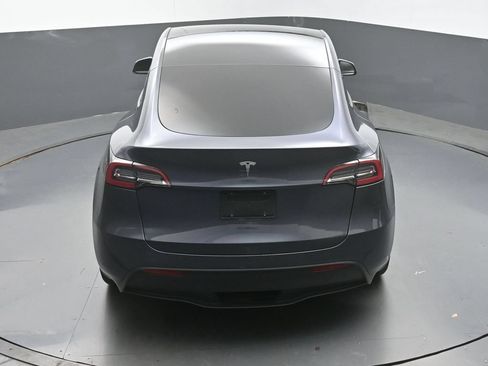 Used 2023 Tesla Model Y Long Range AWD/4WD image 44